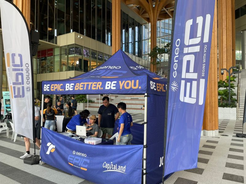 The cardiac health awareness station at TriFactor race-pack collection at Geneo.